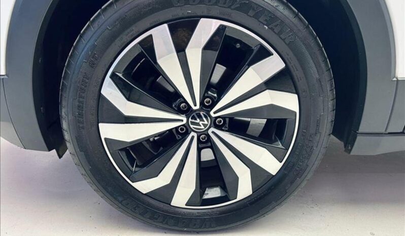 
								VOLKSWAGEN T-CROSS cheio									